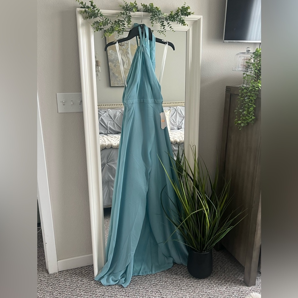 NWT! Gianni Bini Halter Baby Blue open front gown SZ 3
